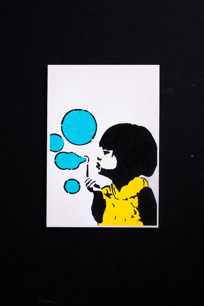 Bubble girl - postcard - originální pohlednice Medium