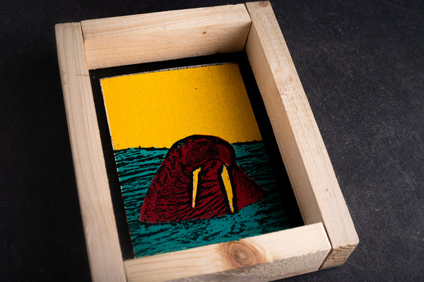Walrus original print with frame S originální obrázek
