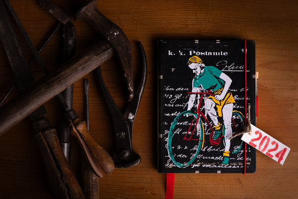 2024 Diary "Postamte bike" - S - originální diář