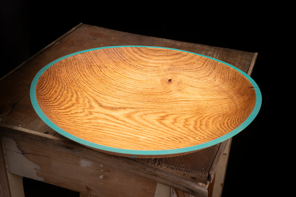 One-of-a-kind oak bowl Chase, handcrafted from reclaimed wood in a Prague studio