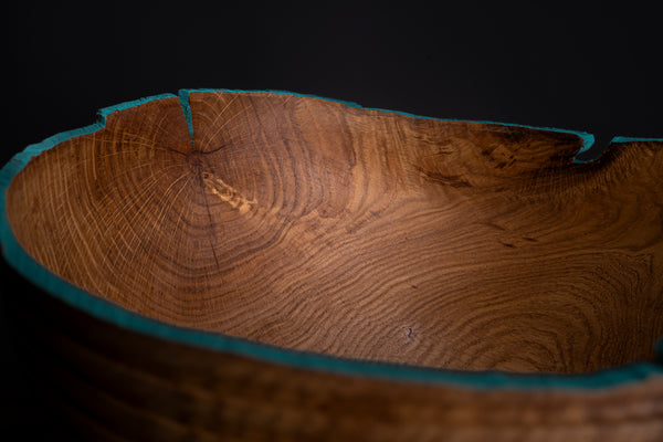 Oak grain detail on Rowan bowl