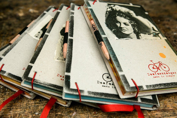 Lighthouse - medium notebook originální zápisník