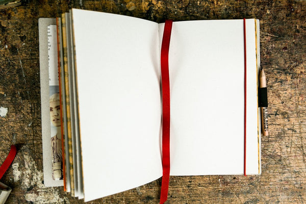 Treasure inside - medium notebook originální zápisník