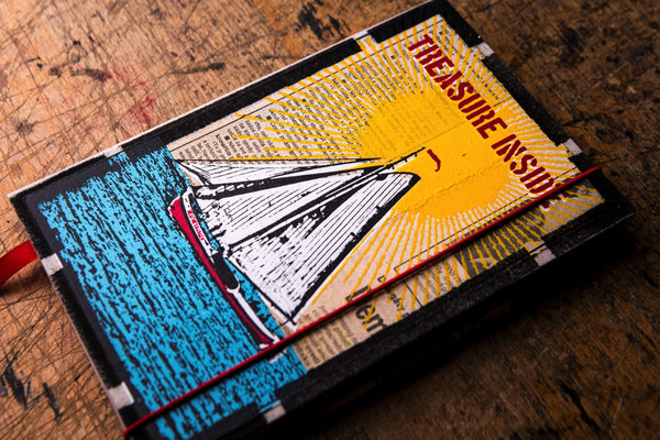 Treasure inside - medium notebook originální zápisník