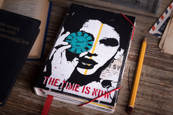 The time is now - small notebook originální zápisník