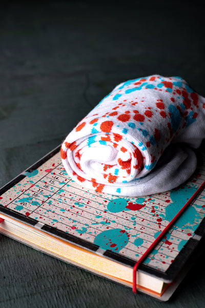 Medium notebook with socks - WHITE - originální zápisník a ponožky