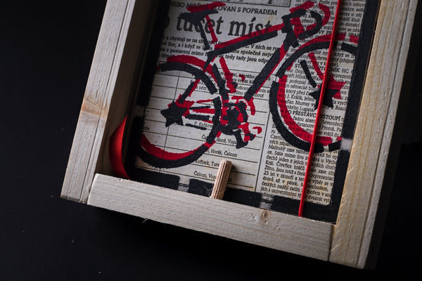 Bike - medium notebook with frame originální rámeček