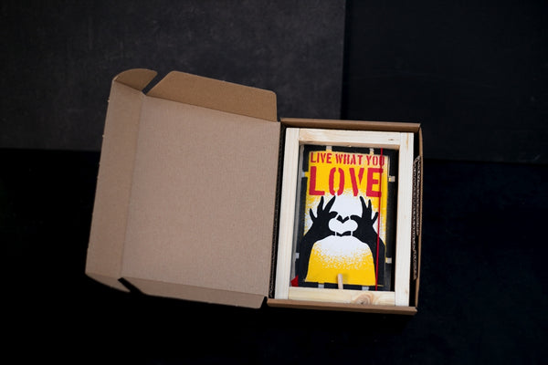 Hands heart - medium notebook with frame originální obrázek