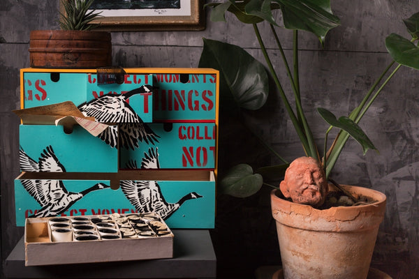 notebook originální zápisník deník streetart dekorace dárek handmade komoda nábytek design